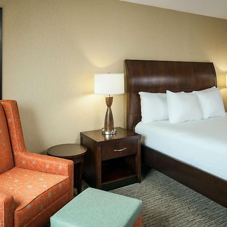 Hilton Garden Inn Seattle/איסאקה מראה חיצוני תמונה
