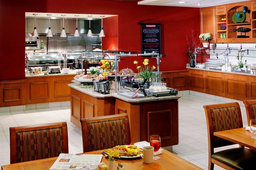 Hilton Garden Inn Seattle/איסאקה מסעדה תמונה