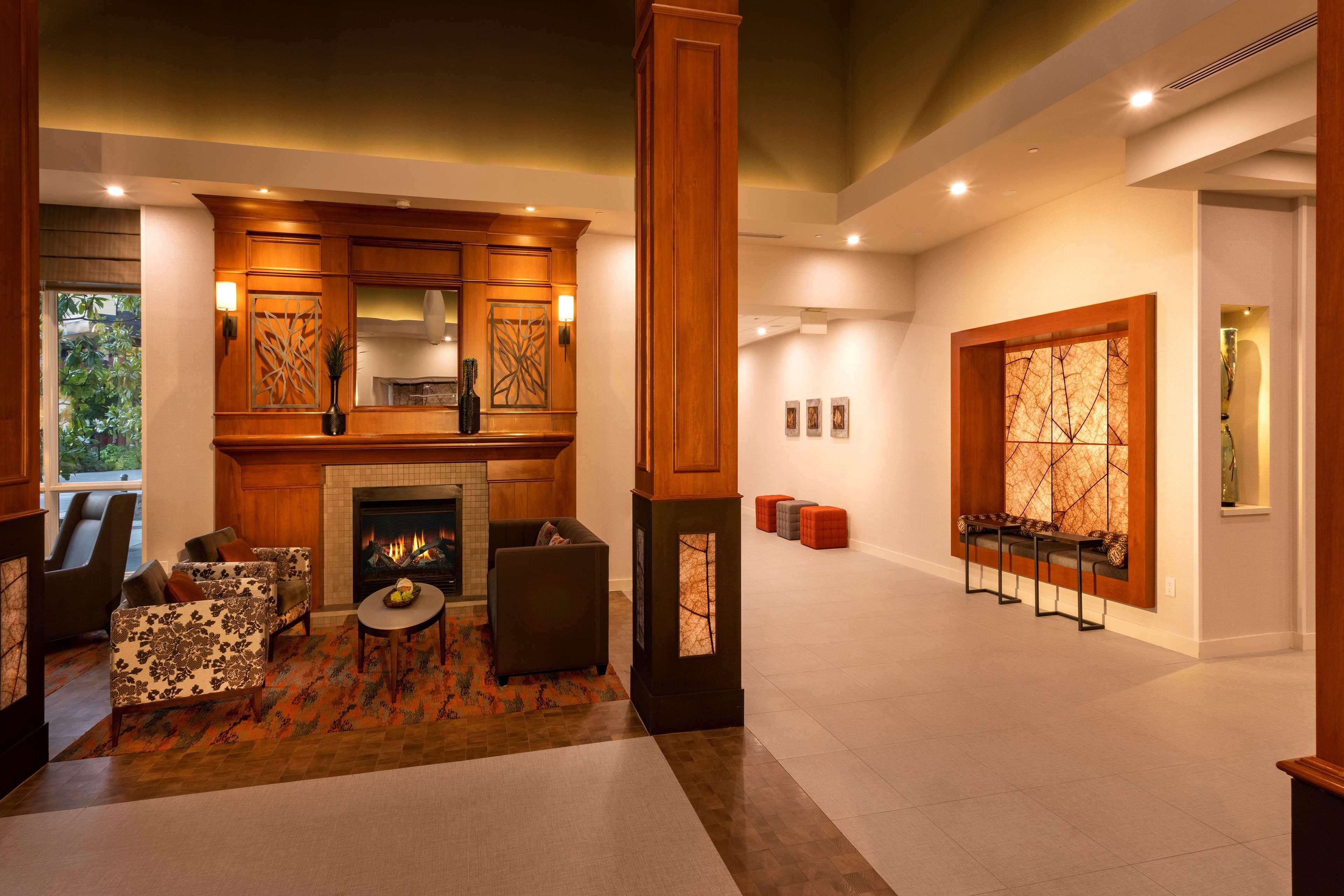 Hilton Garden Inn Seattle/איסאקה מראה חיצוני תמונה
