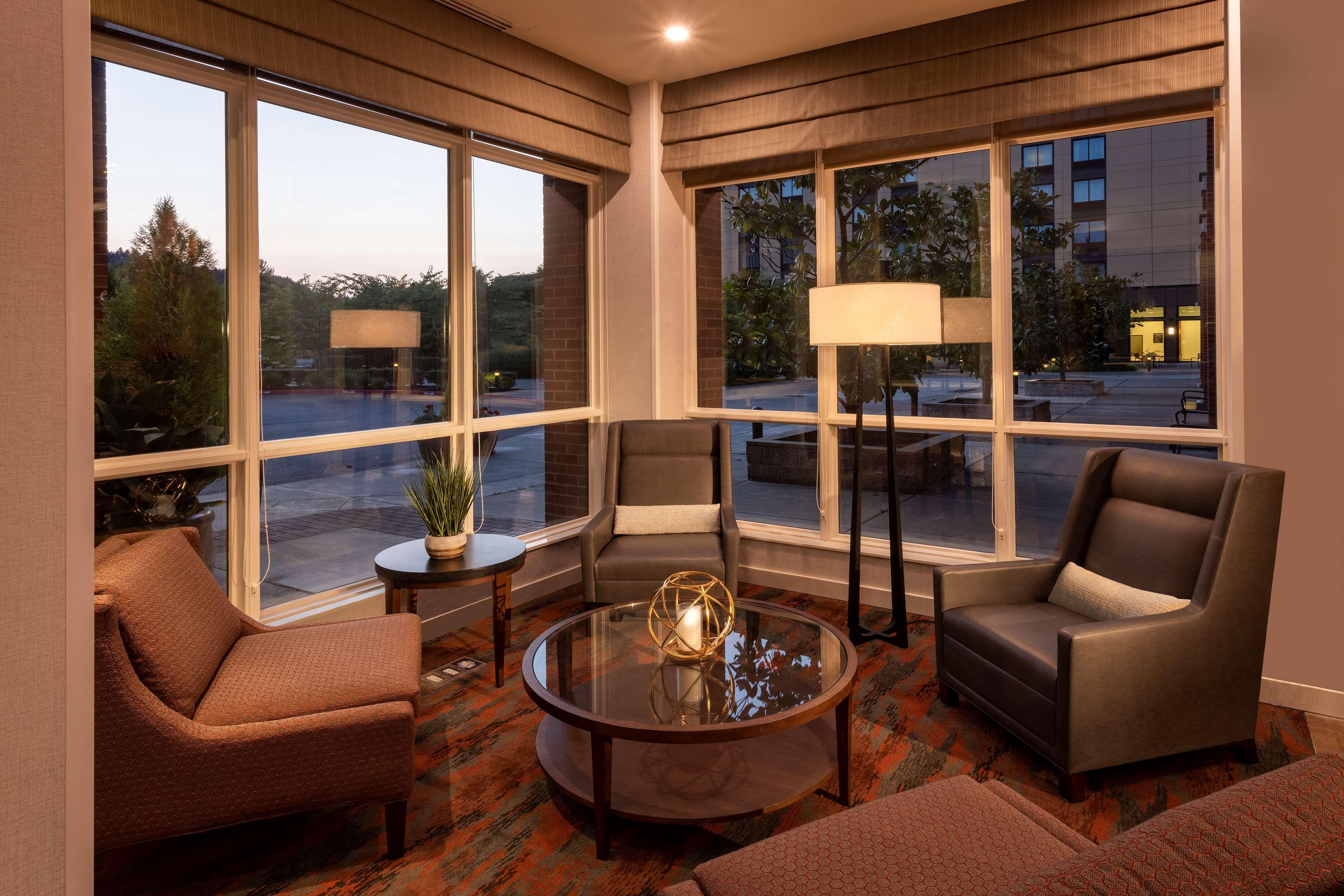 Hilton Garden Inn Seattle/איסאקה מראה חיצוני תמונה