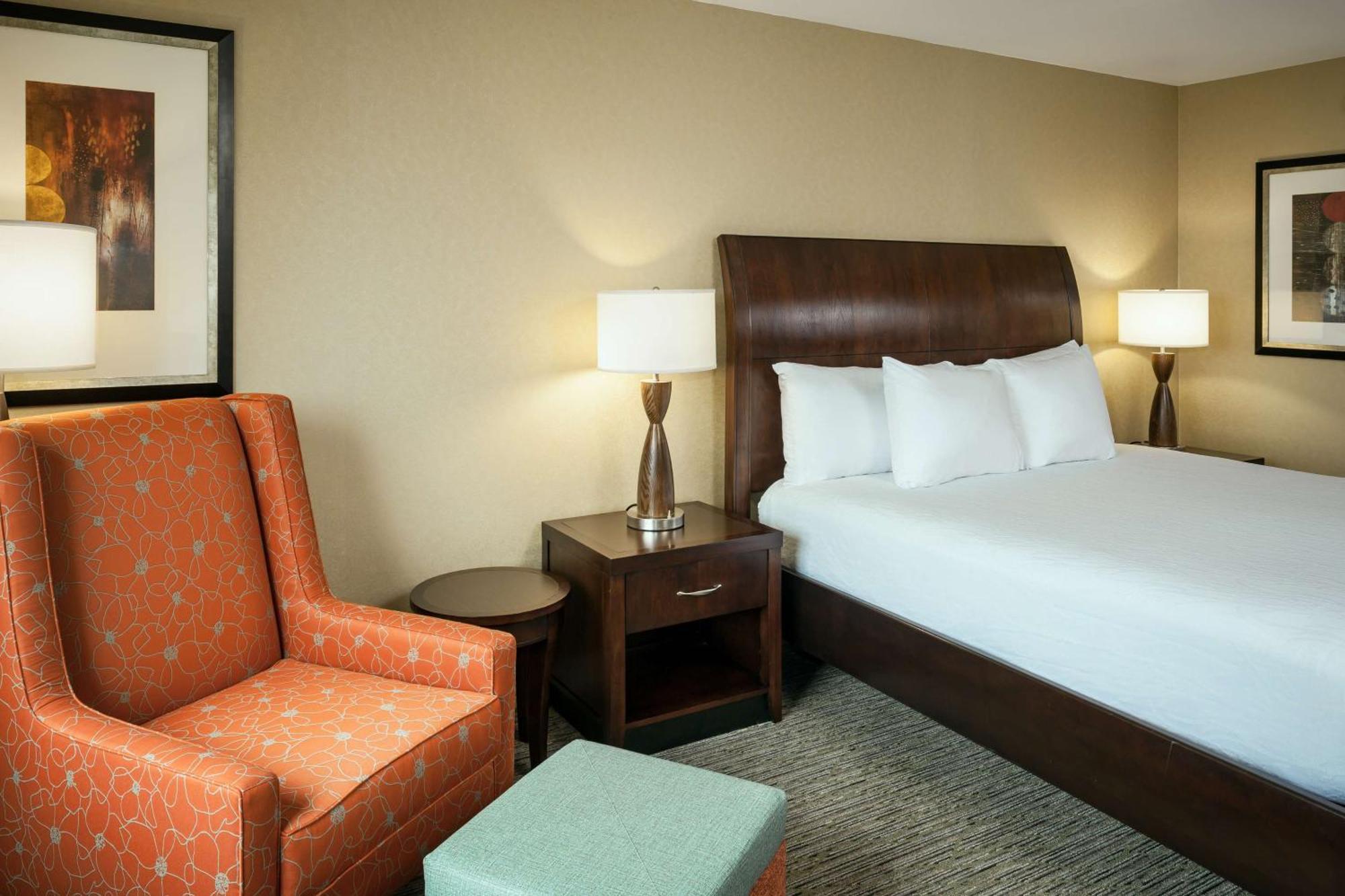 Hilton Garden Inn Seattle/איסאקה מראה חיצוני תמונה