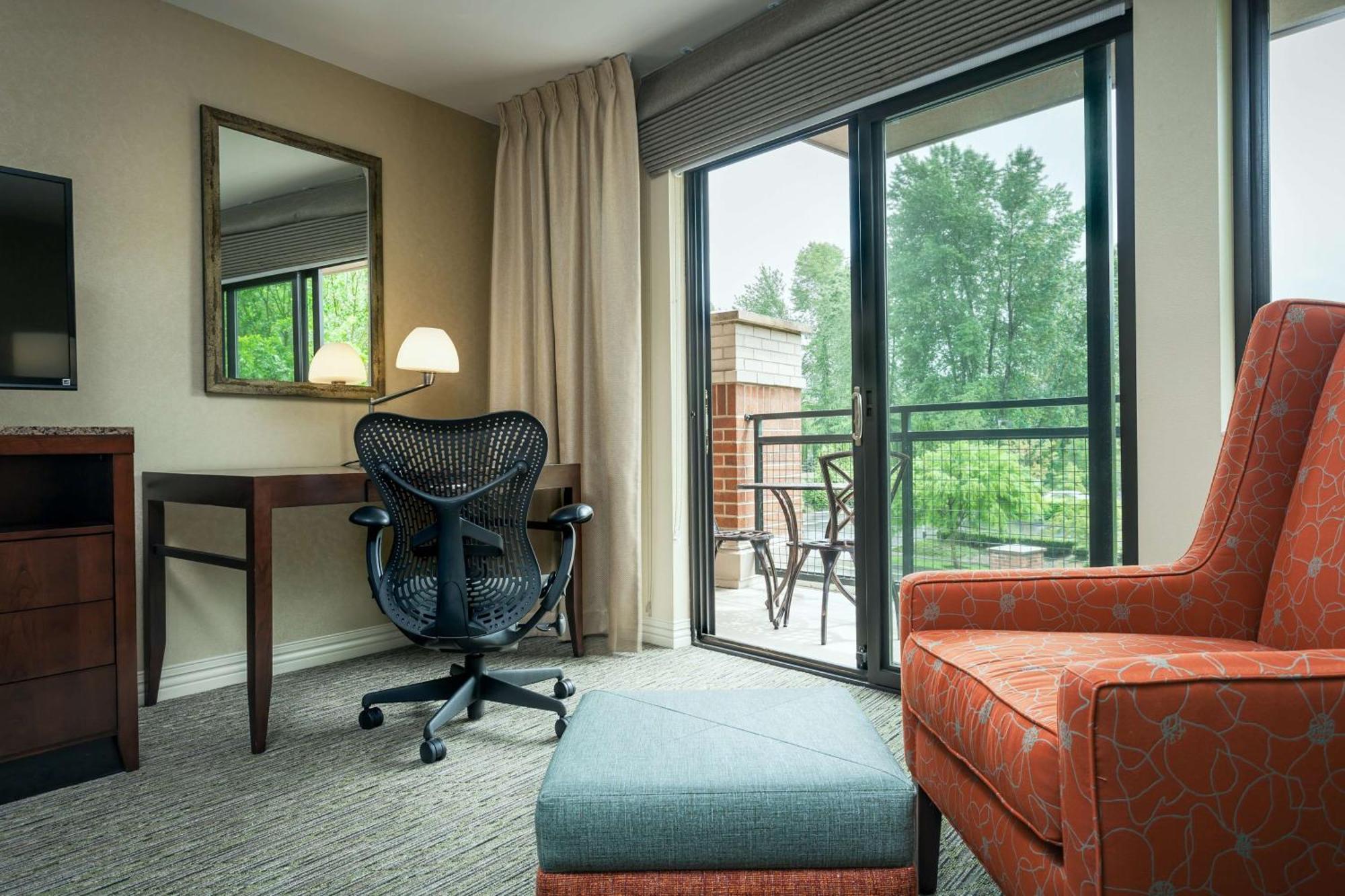 Hilton Garden Inn Seattle/איסאקה מראה חיצוני תמונה