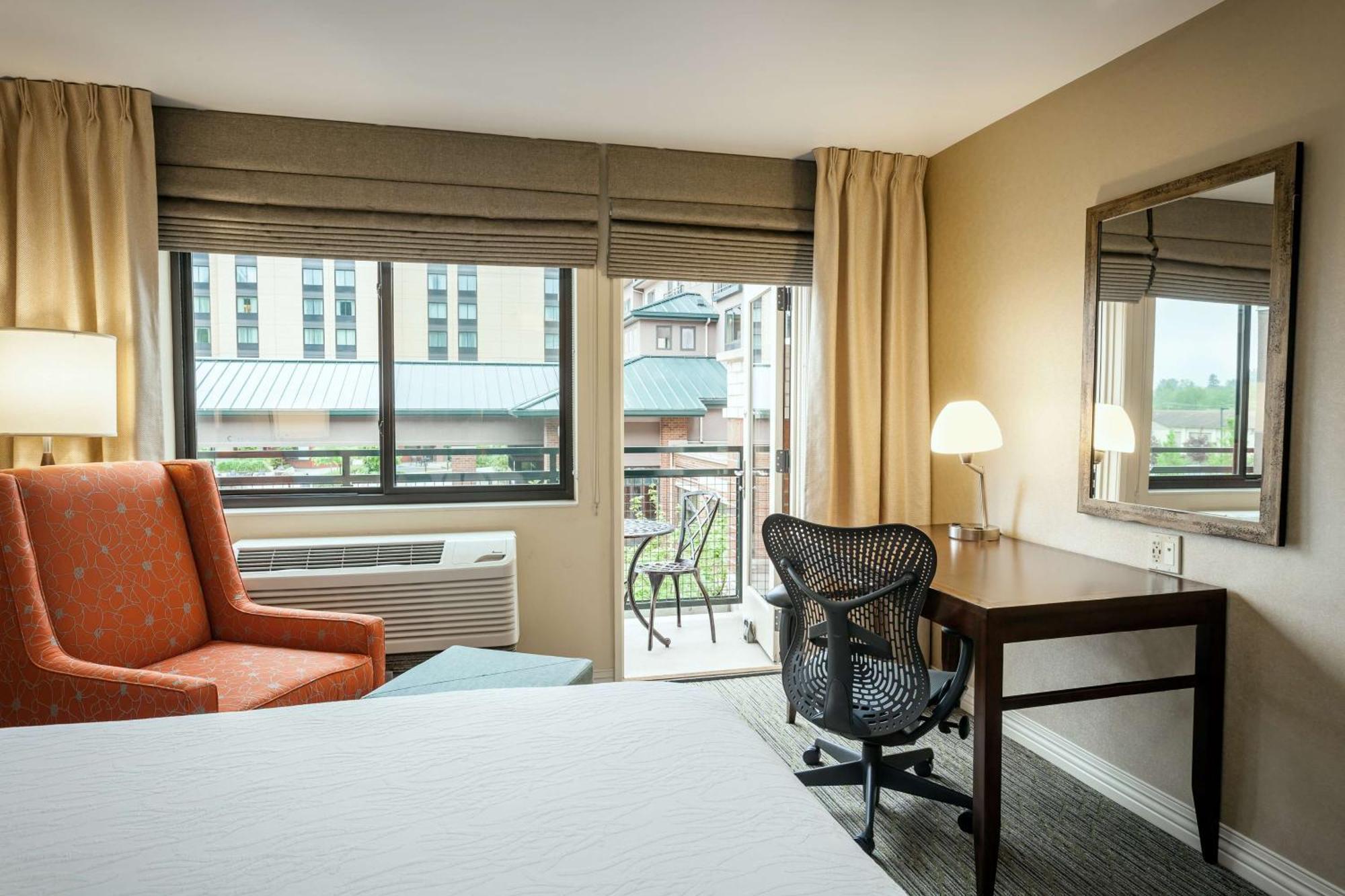 Hilton Garden Inn Seattle/איסאקה מראה חיצוני תמונה