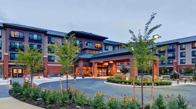 Hilton Garden Inn Seattle/איסאקה מראה חיצוני תמונה