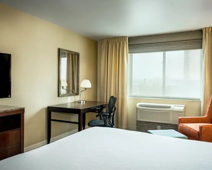 Hilton Garden Inn Seattle/איסאקה מראה חיצוני תמונה